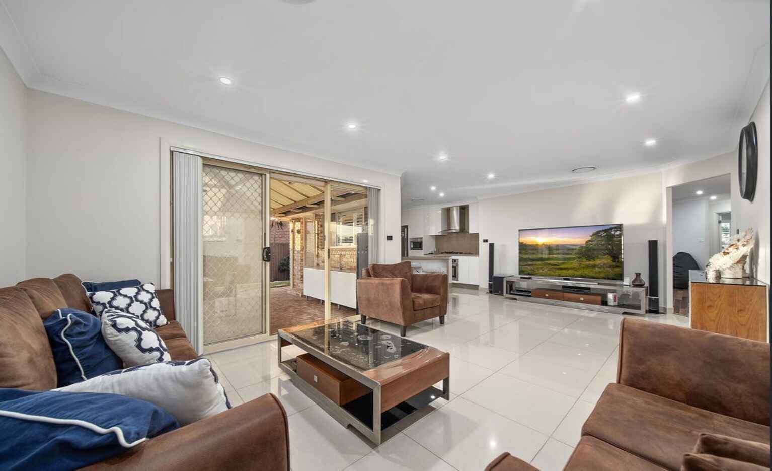 34 Flinders Crescent Hinchinbrook