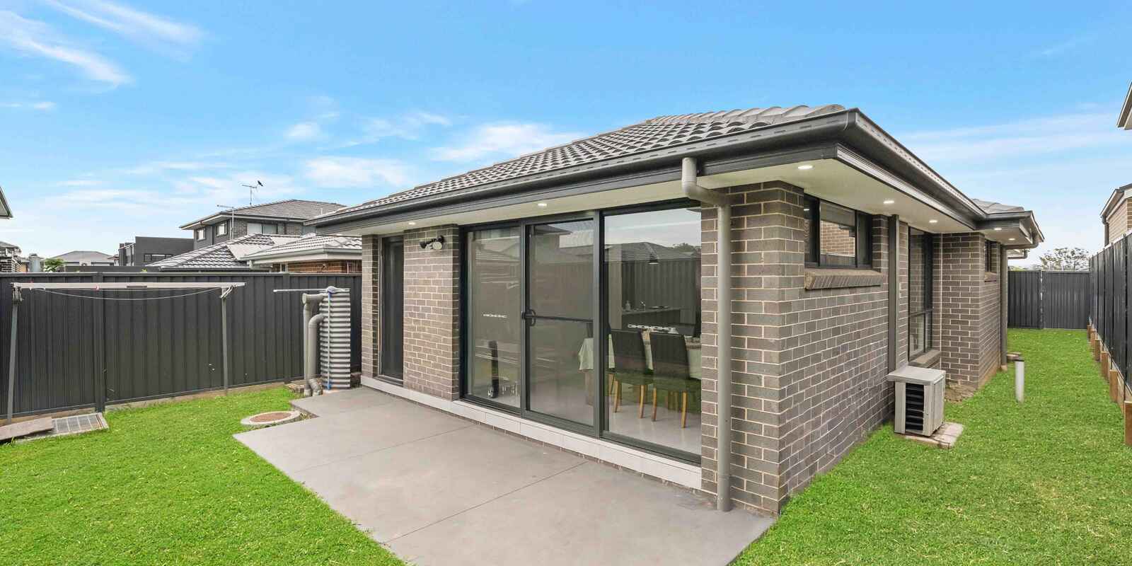 6 King Rock Road Austral