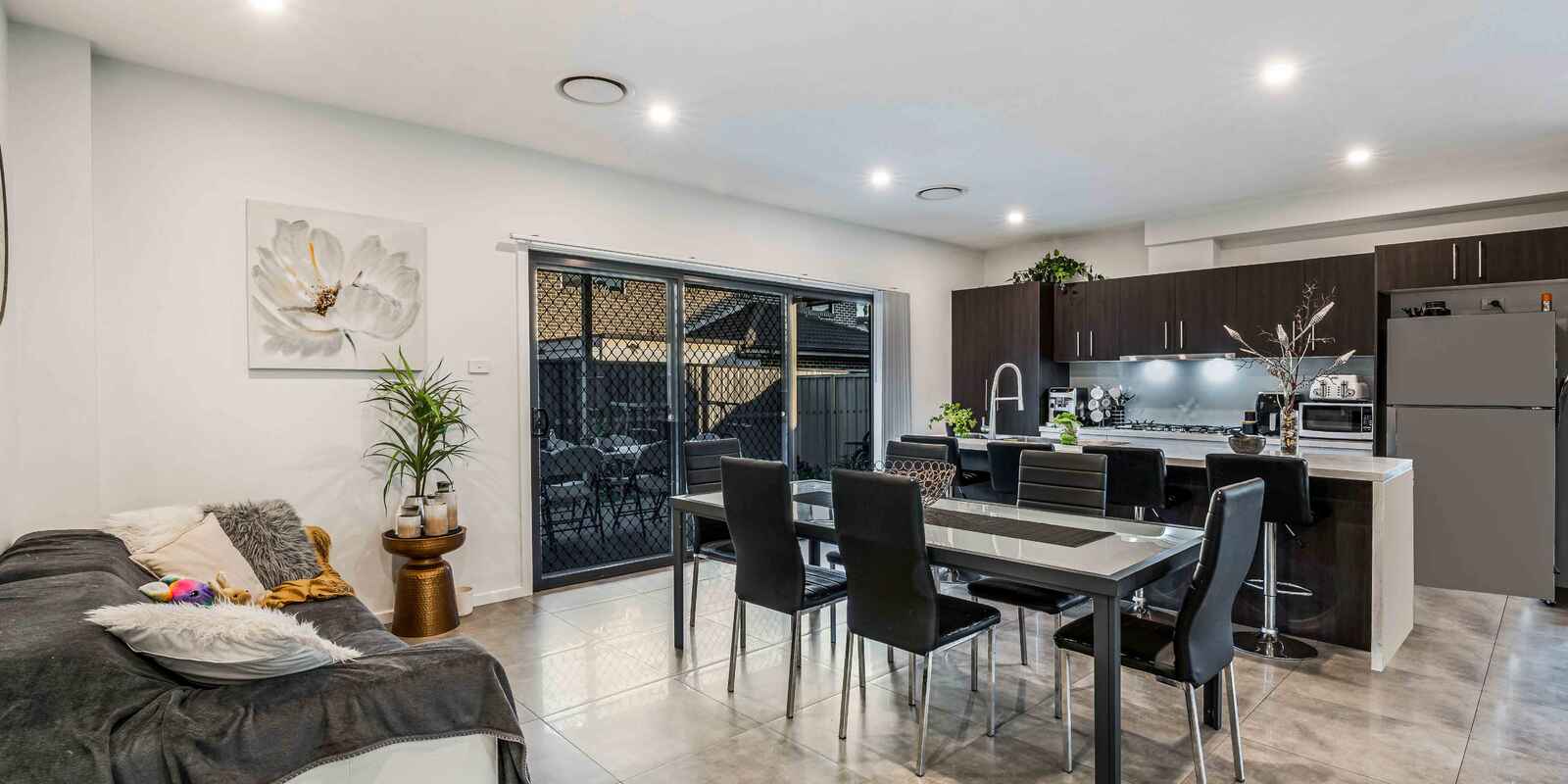 2D Warialda Way Hinchinbrook