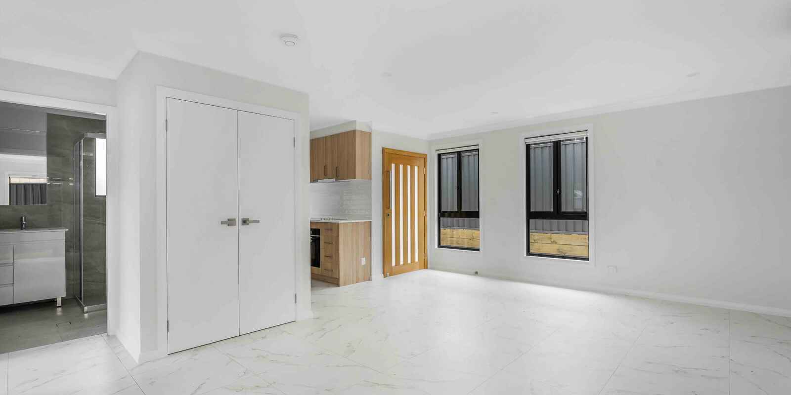 150c Hill Road Lurnea