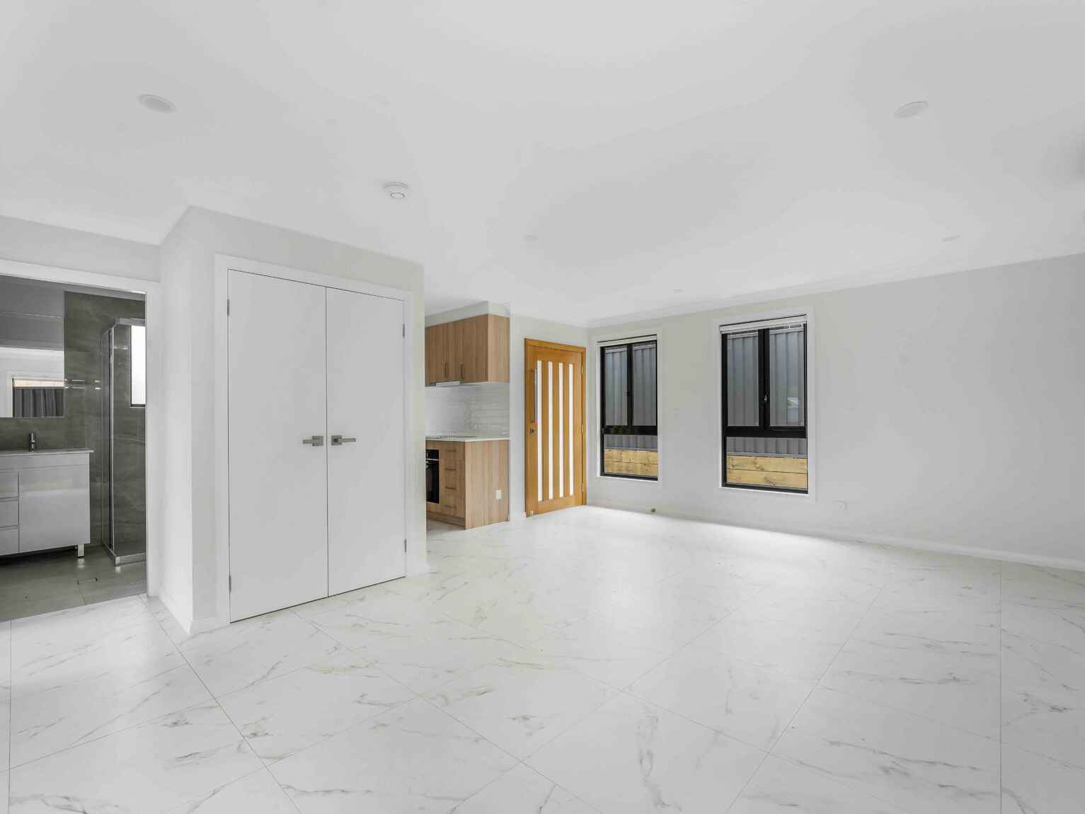 150c Hill Road Lurnea