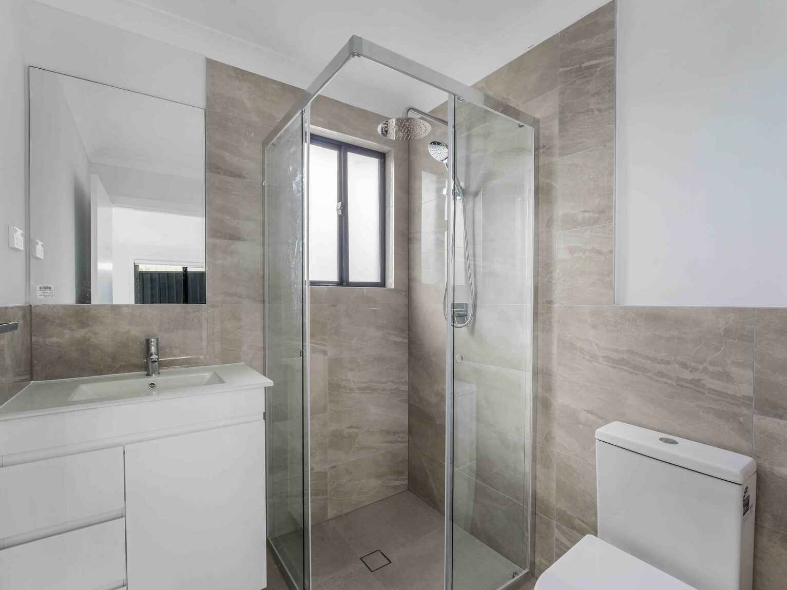 150c Hill Road Lurnea