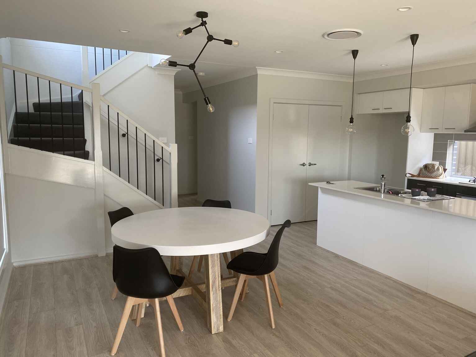 51 Gurner Avenue Austral