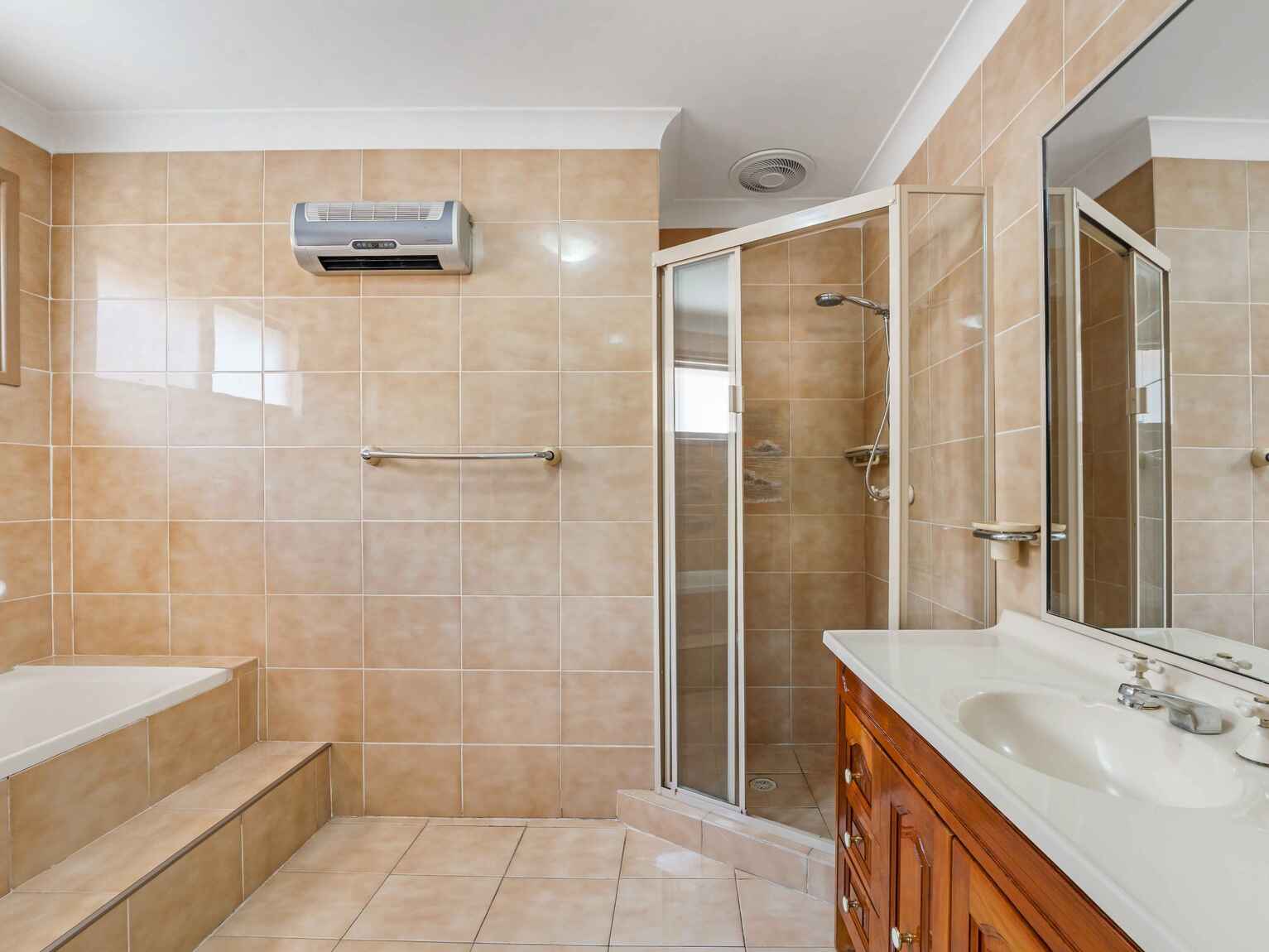 2 Barron Place Bossley Park 2 Barron Place Bossley Park