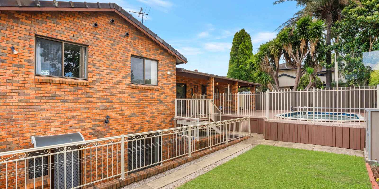 2 Barron Place Bossley Park 2 Barron Place Bossley Park