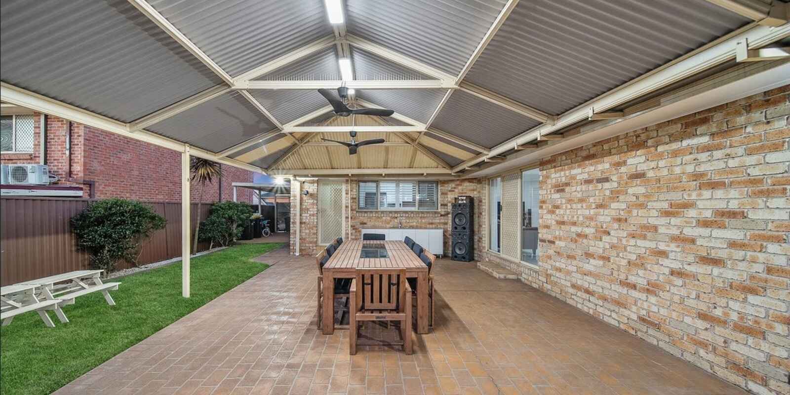 34 Flinders Crescent Hinchinbrook