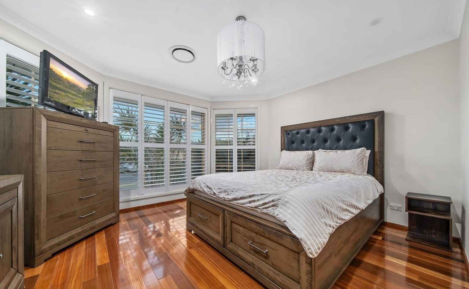 34 Flinders Crescent Hinchinbrook