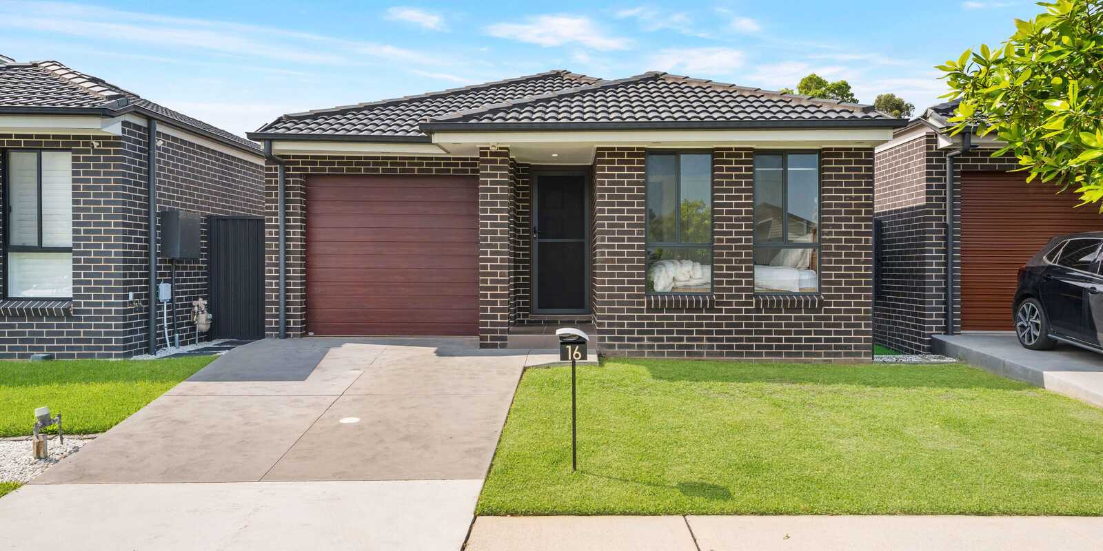 16 Cortina Avenue Austral