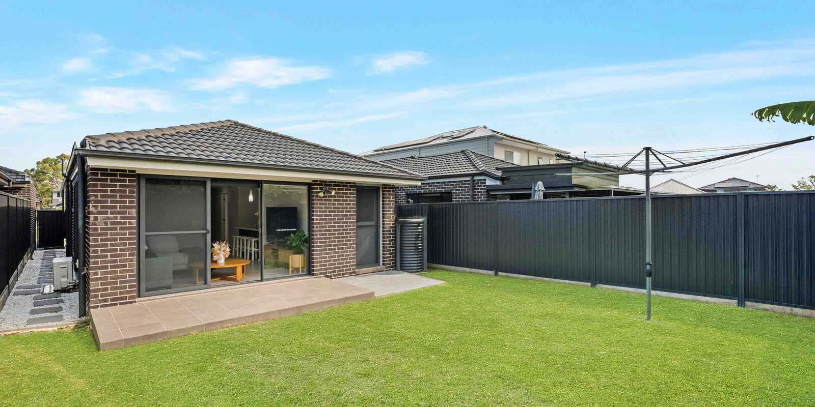 16 Cortina Avenue Austral