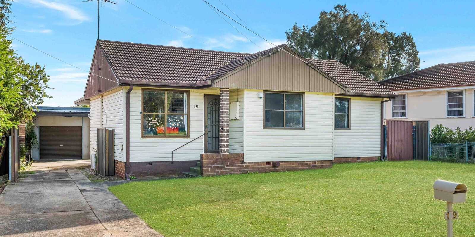 19 Guthega Crescent Heckenberg