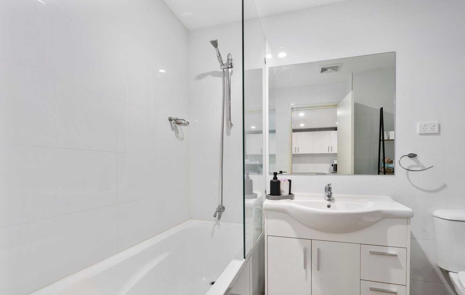 2/15-17 Castlereagh Street Liverpool 2/15-17 Castlereagh Street Liverpool
