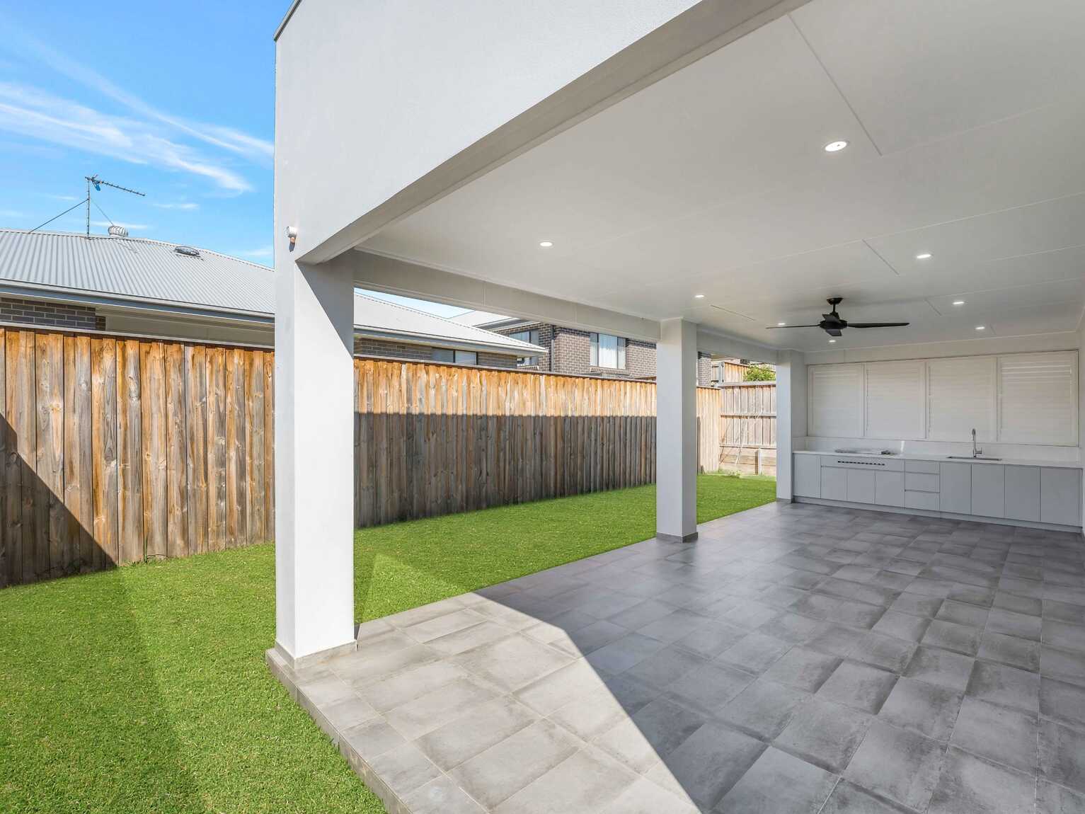 6 Lantern Street Menangle Park