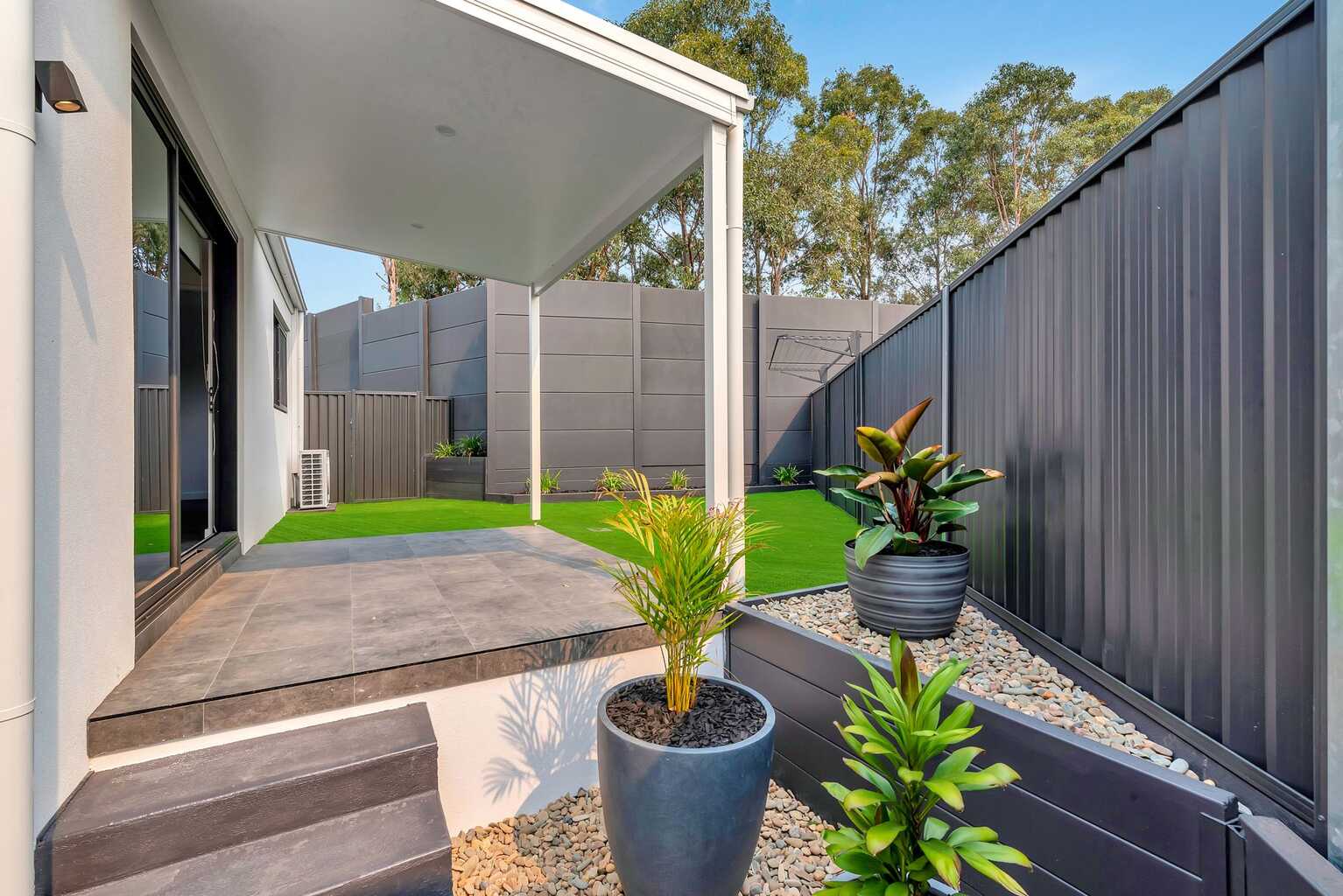 24B Kiernan Crescent Abbotsbury