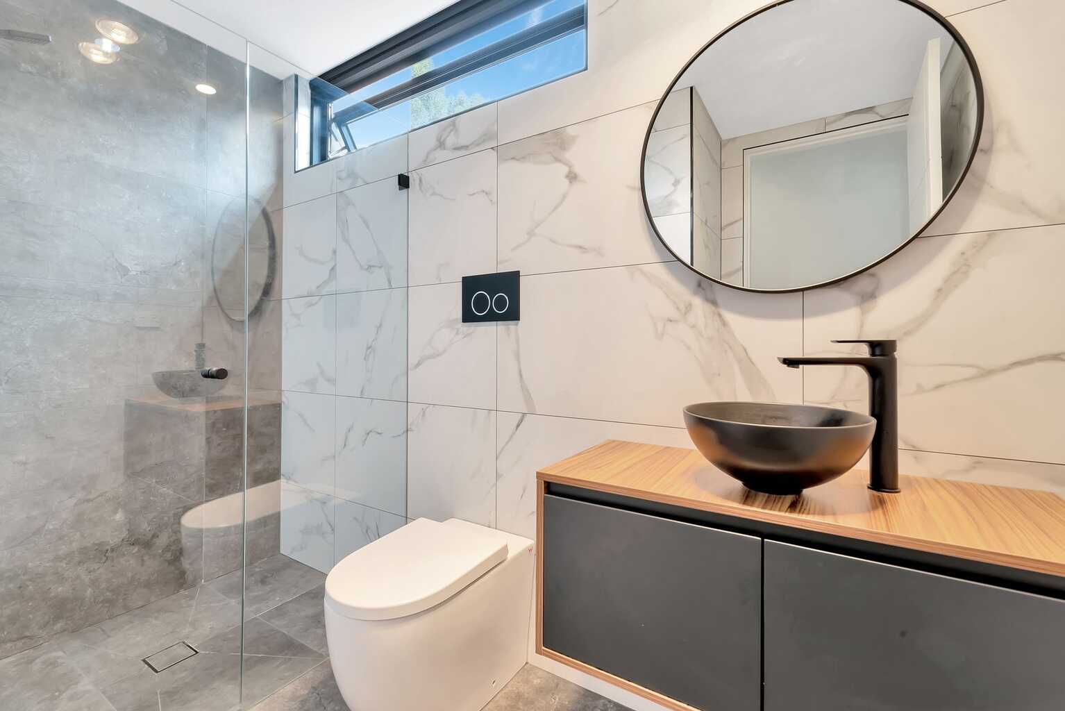 24B Kiernan Crescent Abbotsbury