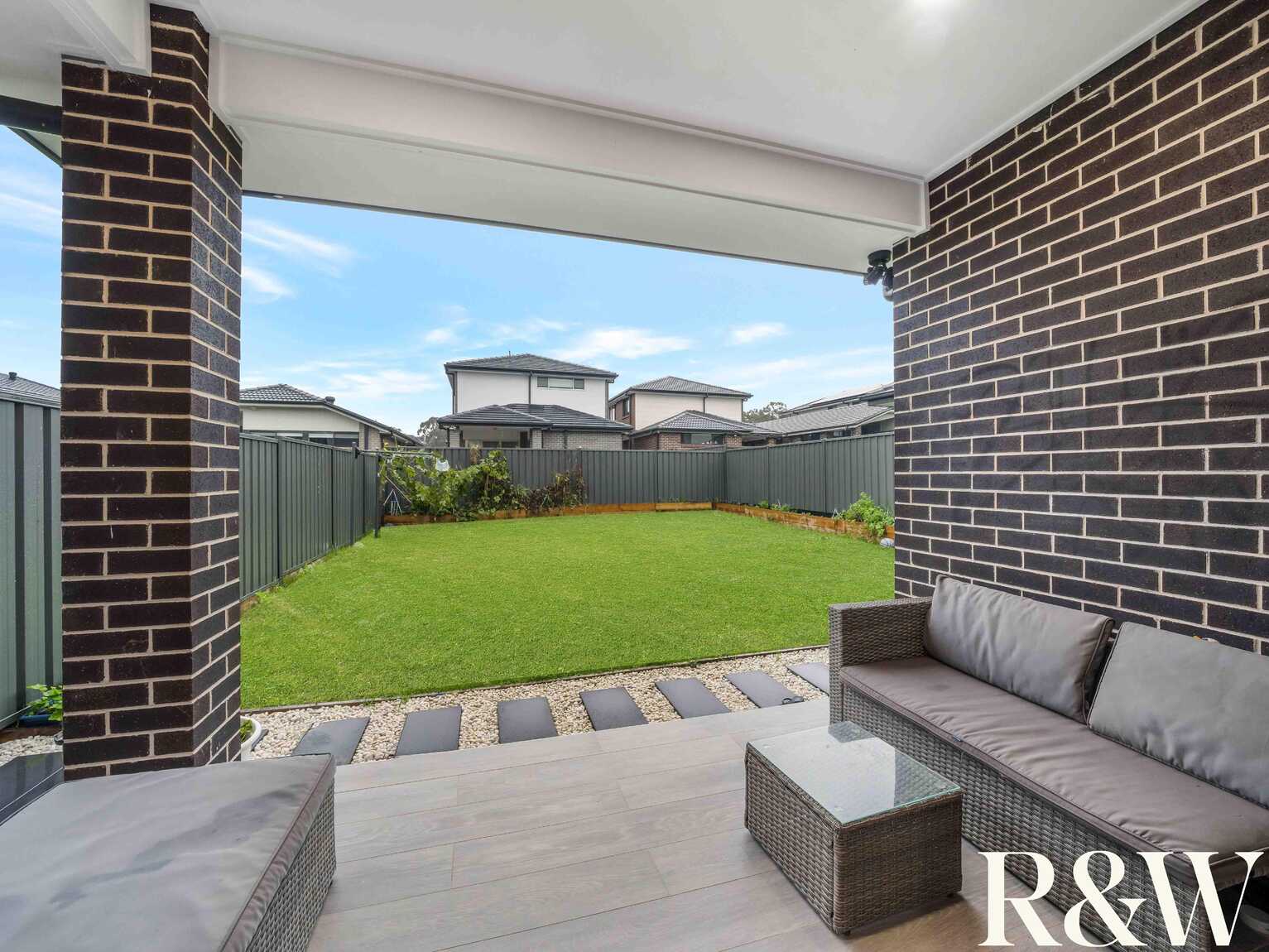 14 Apiary Street Austral 14 Apiary Street Austral