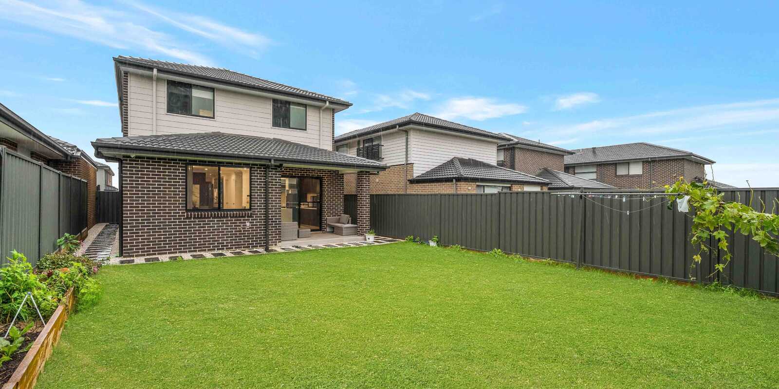 14 Apiary Street Austral 14 Apiary Street Austral