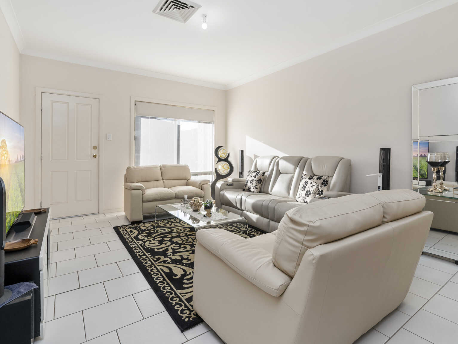 44b Harraden Drive West Hoxton