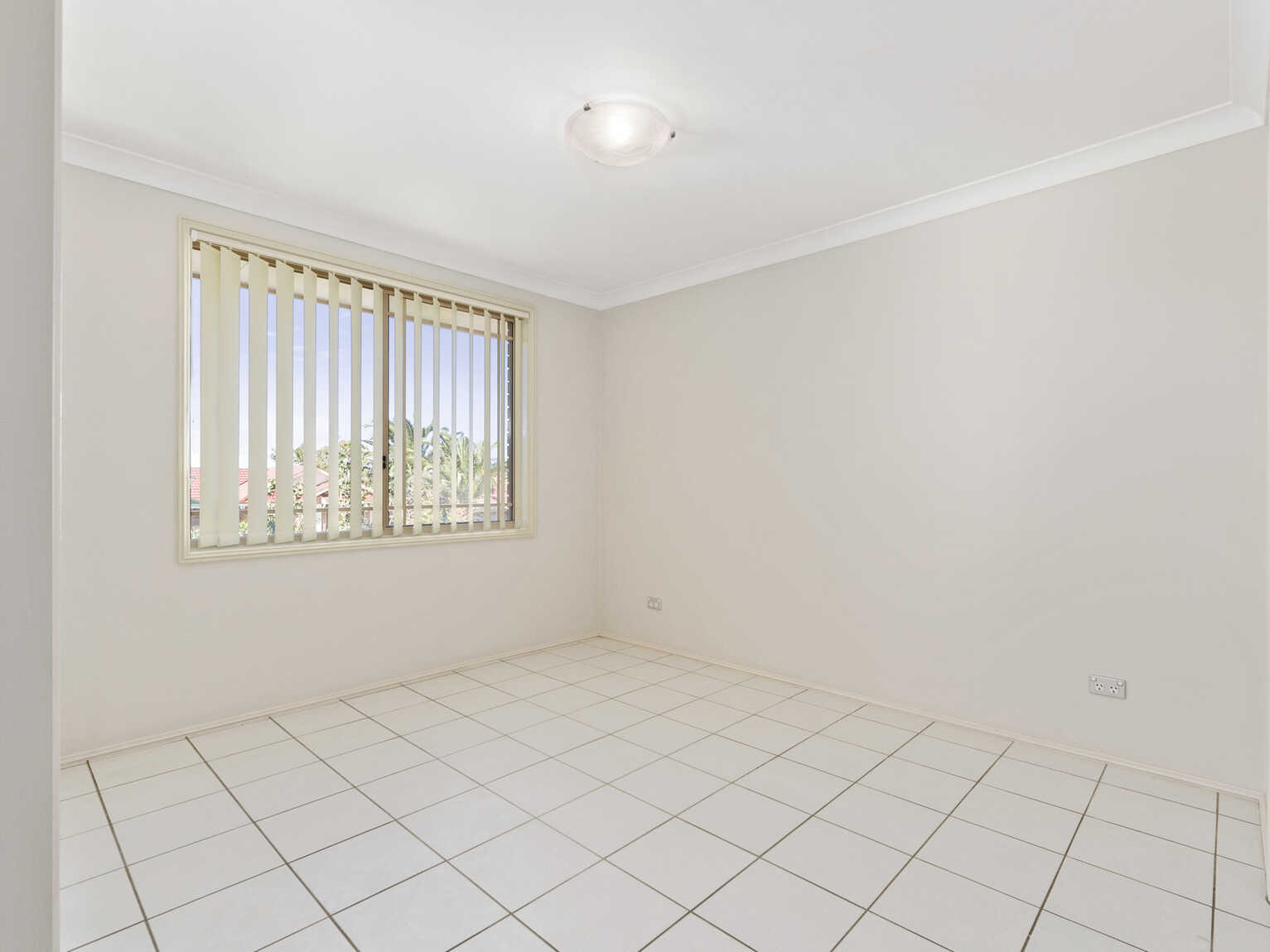 24 Tingha Close Hinchinbrook