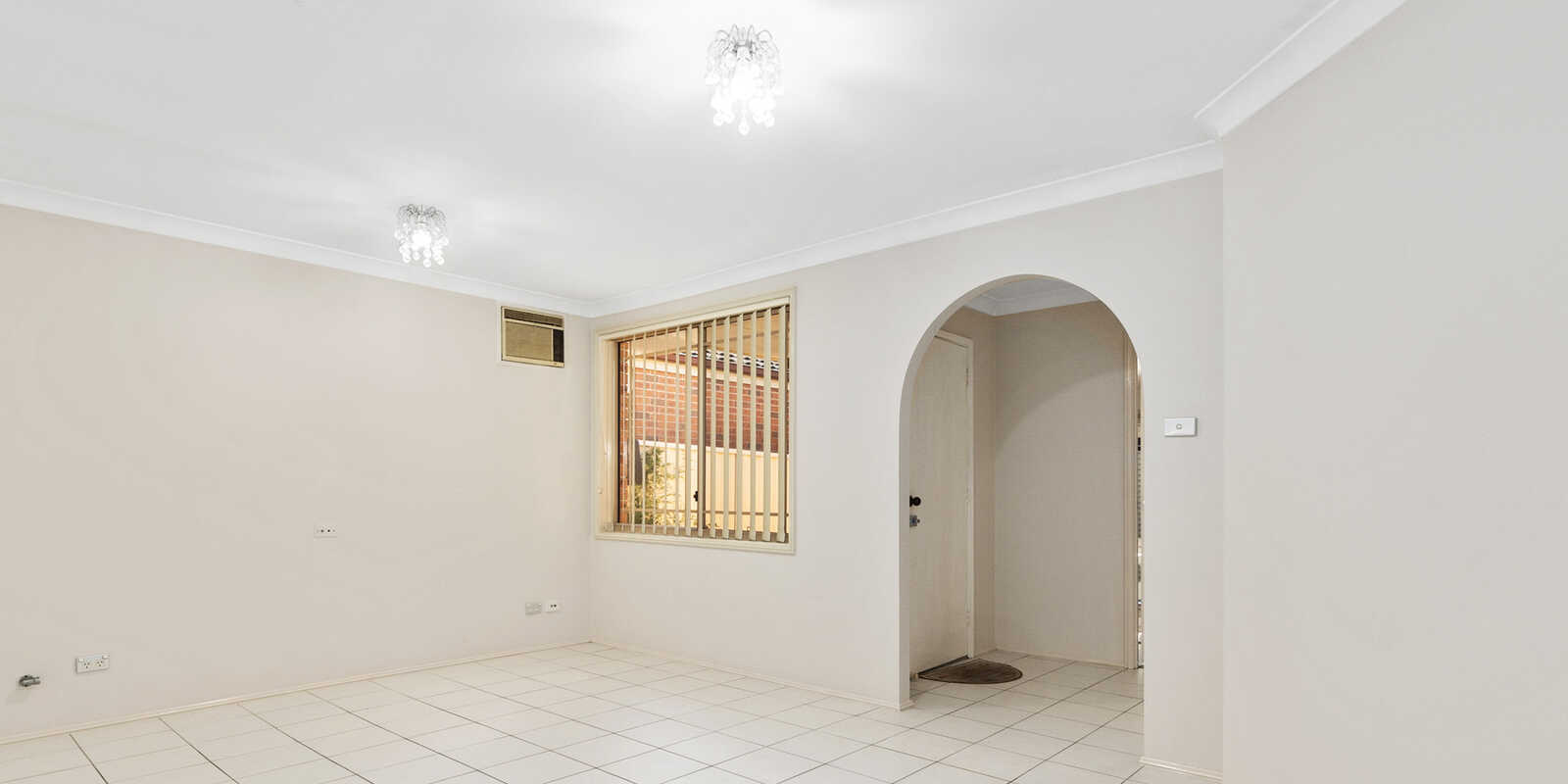24 Tingha Close Hinchinbrook