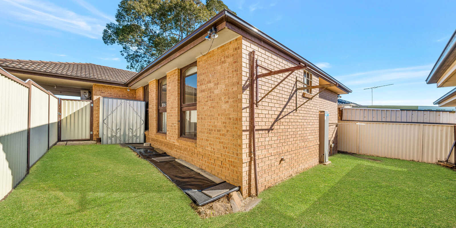 88 Brown Road Bonnyrigg