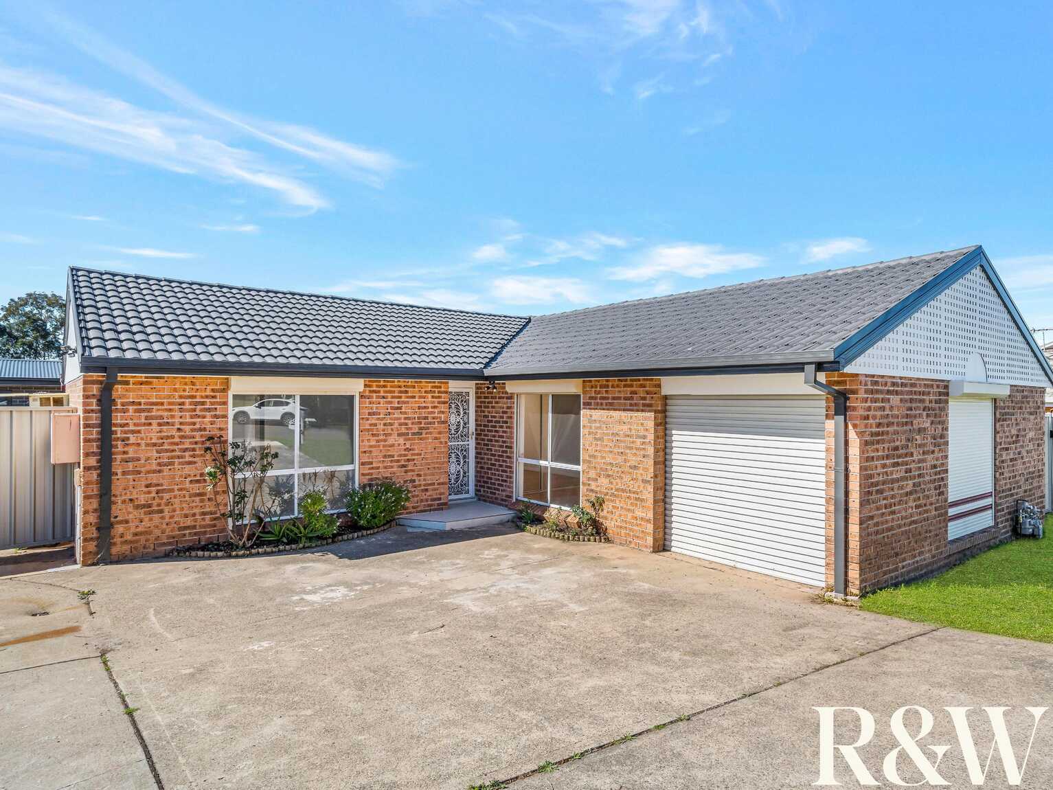 9 Grebe Place Hinchinbrook