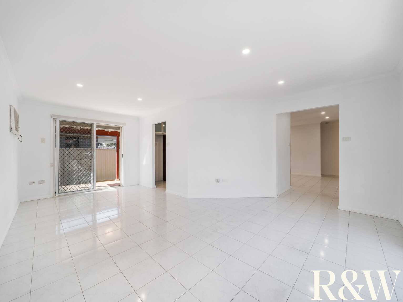 9 Grebe Place Hinchinbrook