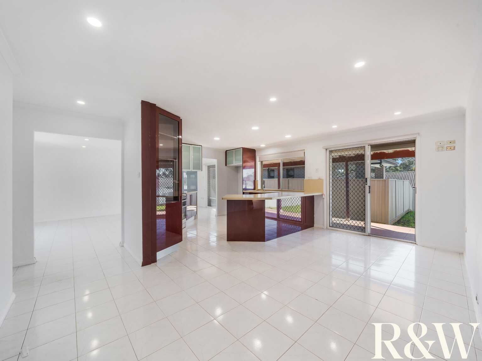 9 Grebe Place Hinchinbrook