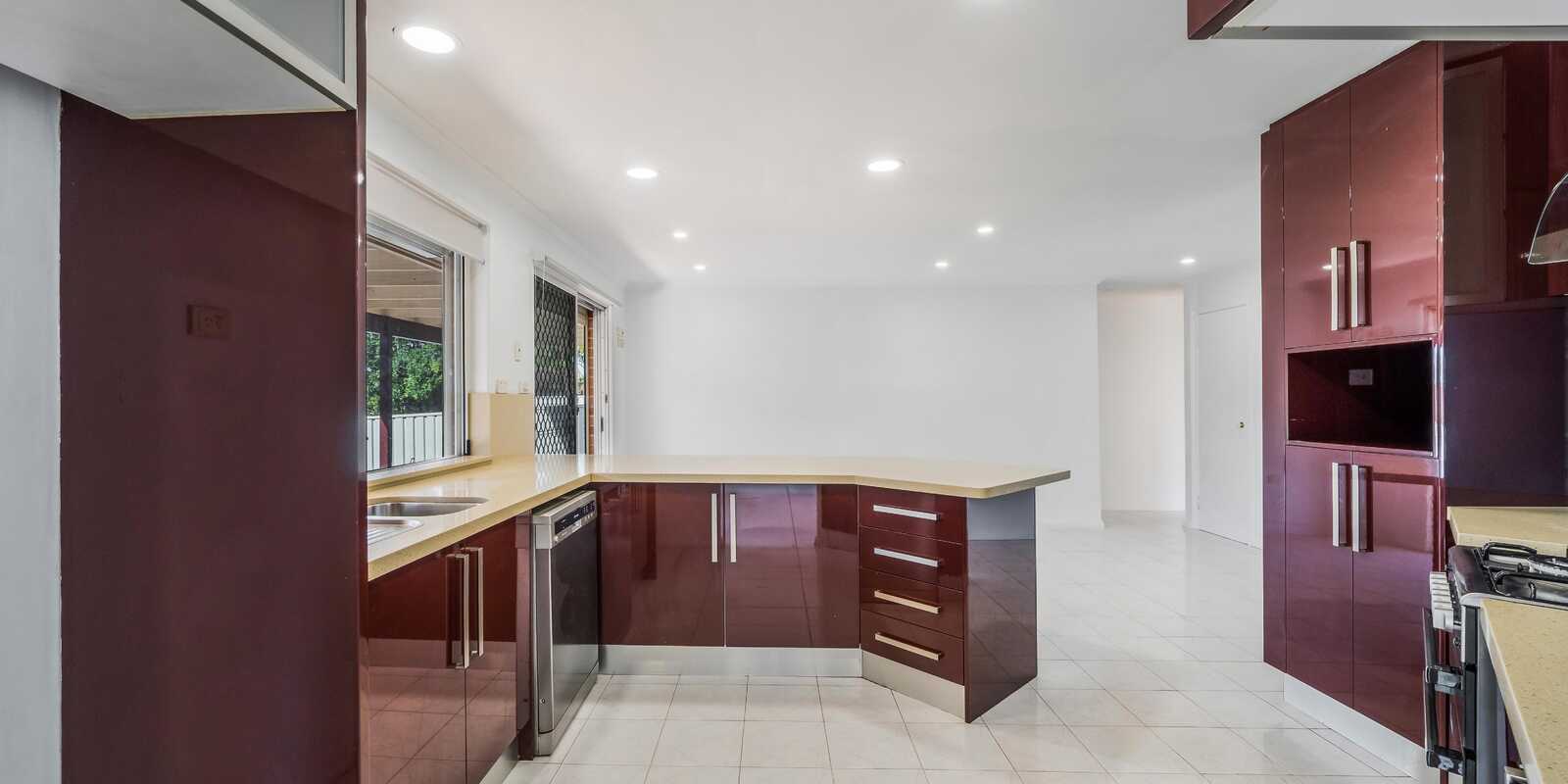 9 Grebe Place Hinchinbrook