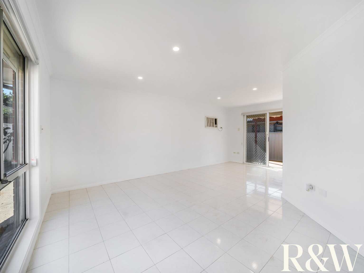 9 Grebe Place Hinchinbrook