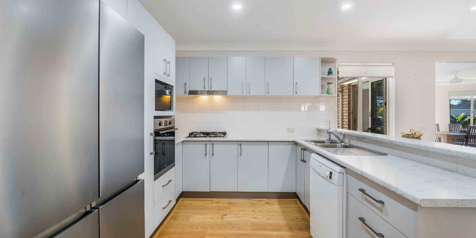 5 Glendevie Street West Hoxton 5 Glendevie Street West Hoxton