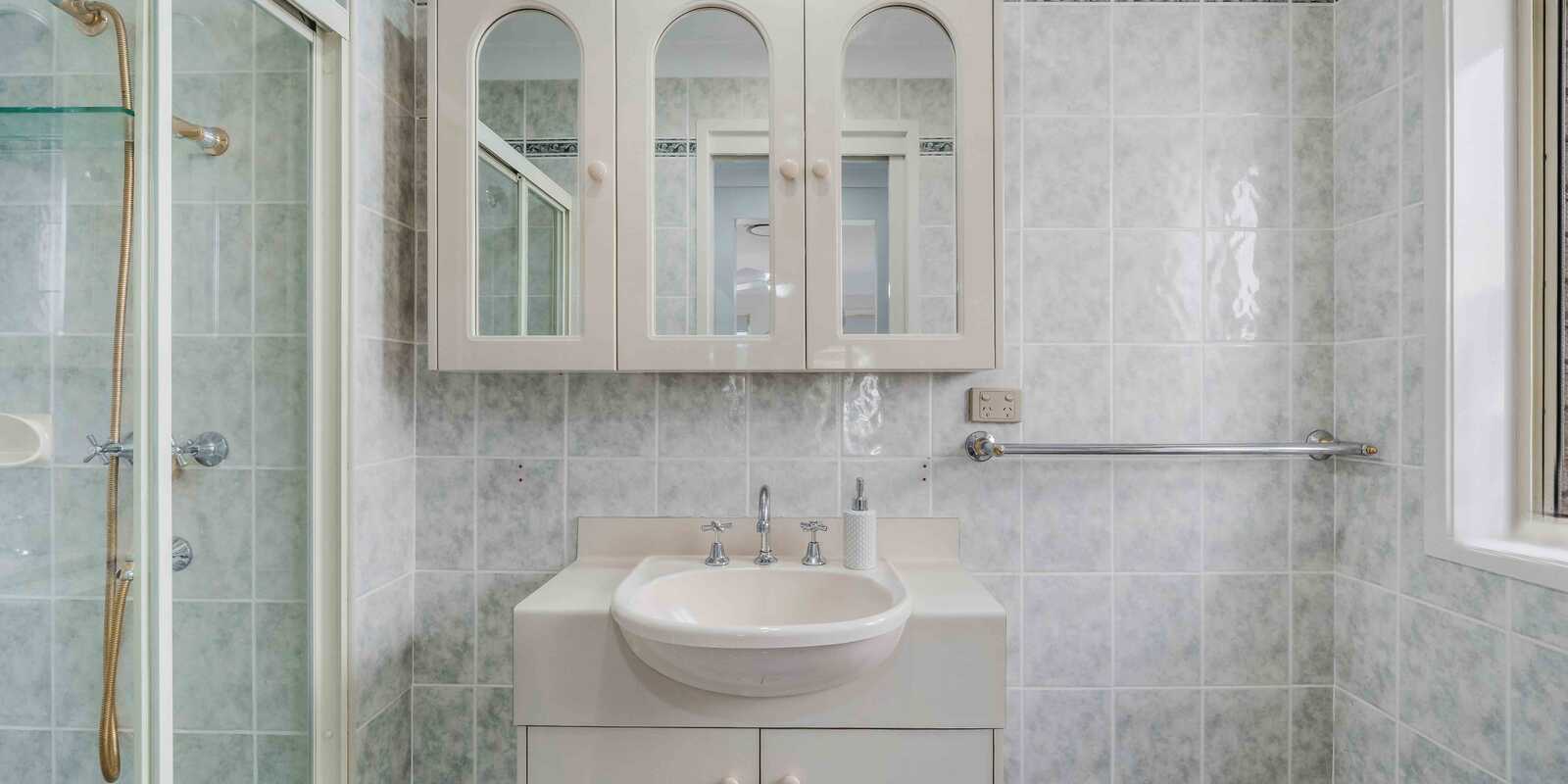 5 Glendevie Street West Hoxton 5 Glendevie Street West Hoxton