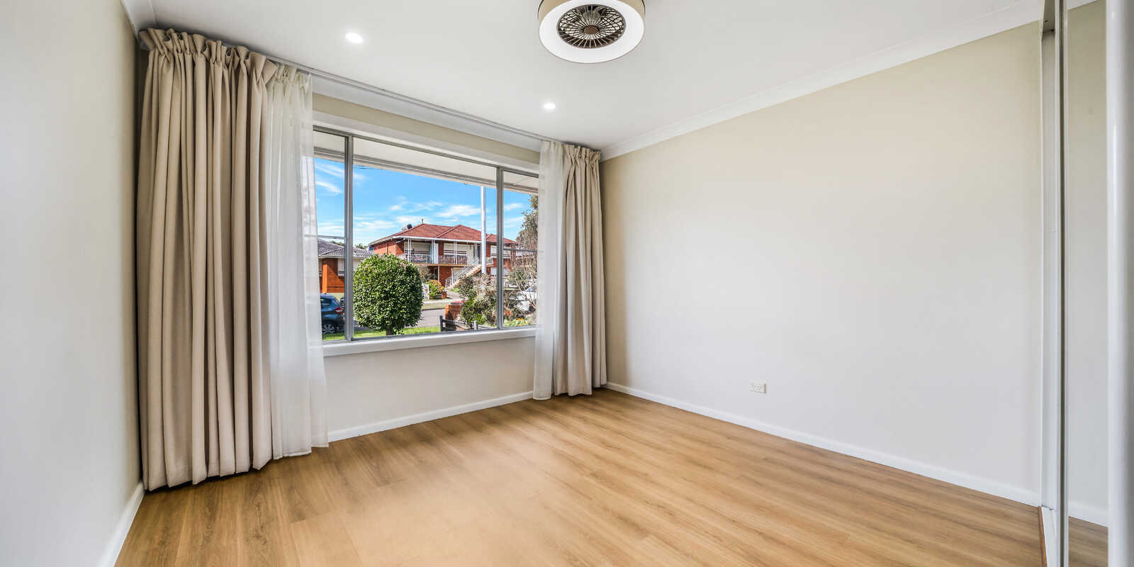 15 Bird Avenue Lurnea