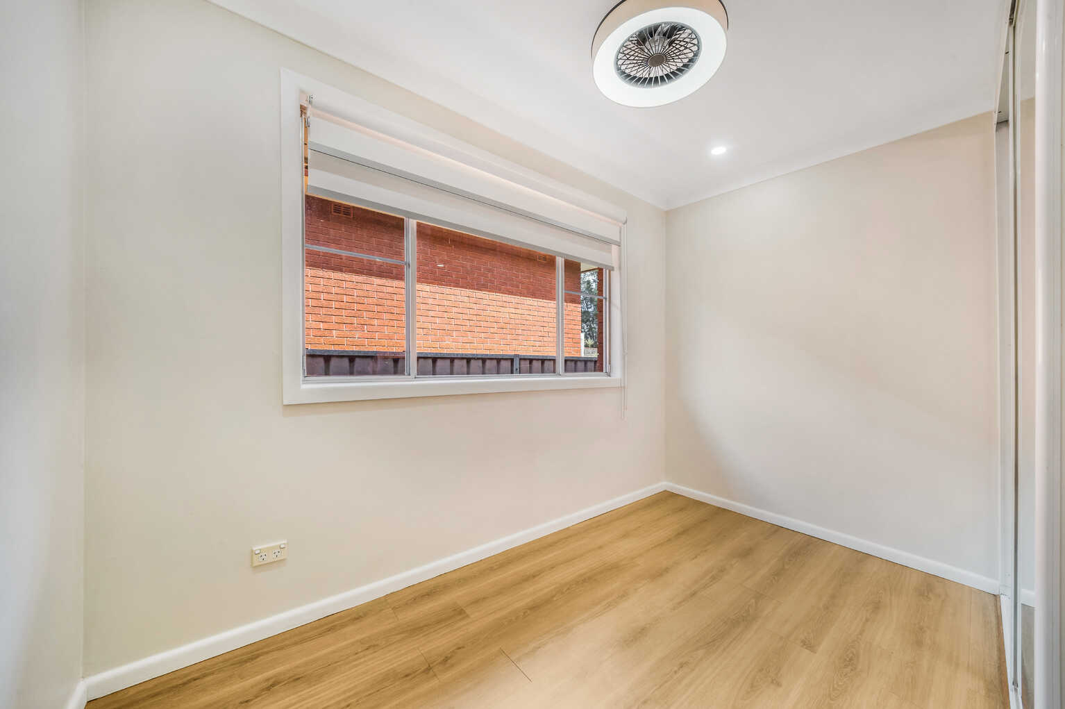 15 Bird Avenue Lurnea
