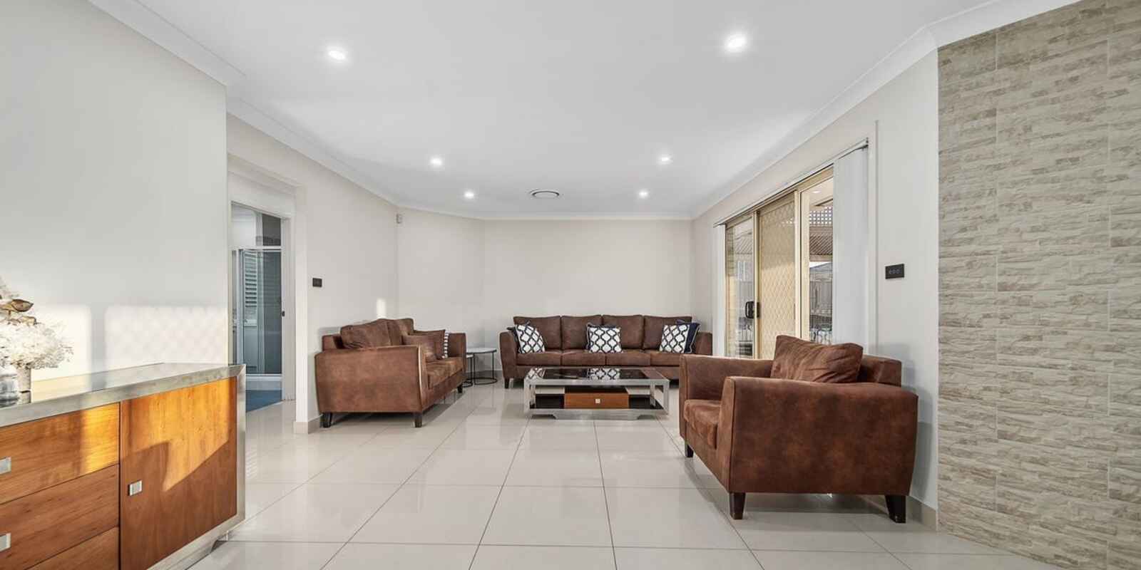 34 Flinders Crescent Hinchinbrook 34 Flinders Crescent Hinchinbrook