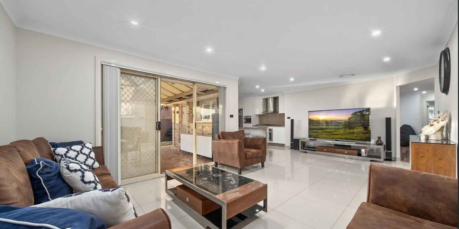34 Flinders Crescent Hinchinbrook 34 Flinders Crescent Hinchinbrook