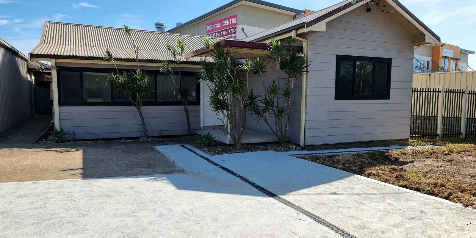 443 Hoxton Park Rd Hinchinbrook