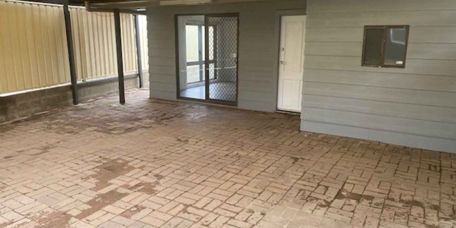 443 Hoxton Park Rd Hinchinbrook