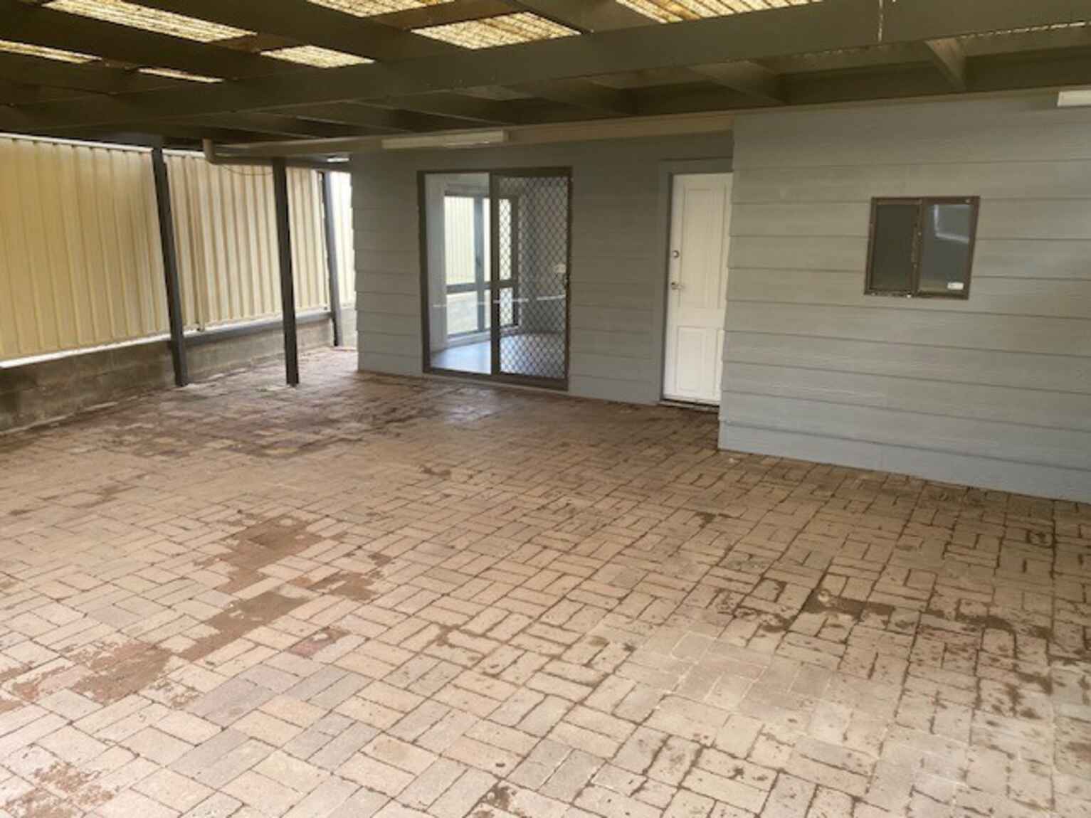 443 Hoxton Park Rd Hinchinbrook