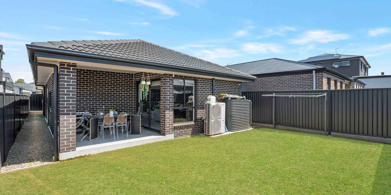 75 Seventeenth Avenue Austral 75 Seventeenth Avenue Austral