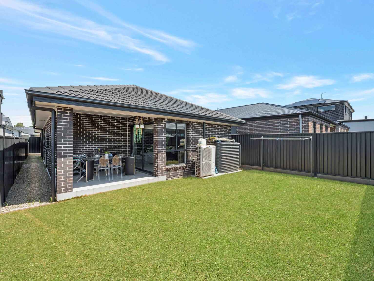 75 Seventeenth Avenue Austral 75 Seventeenth Avenue Austral