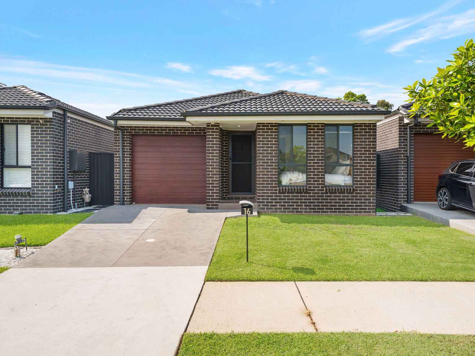 16 Cortina Avenue Austral 16 Cortina Avenue Austral