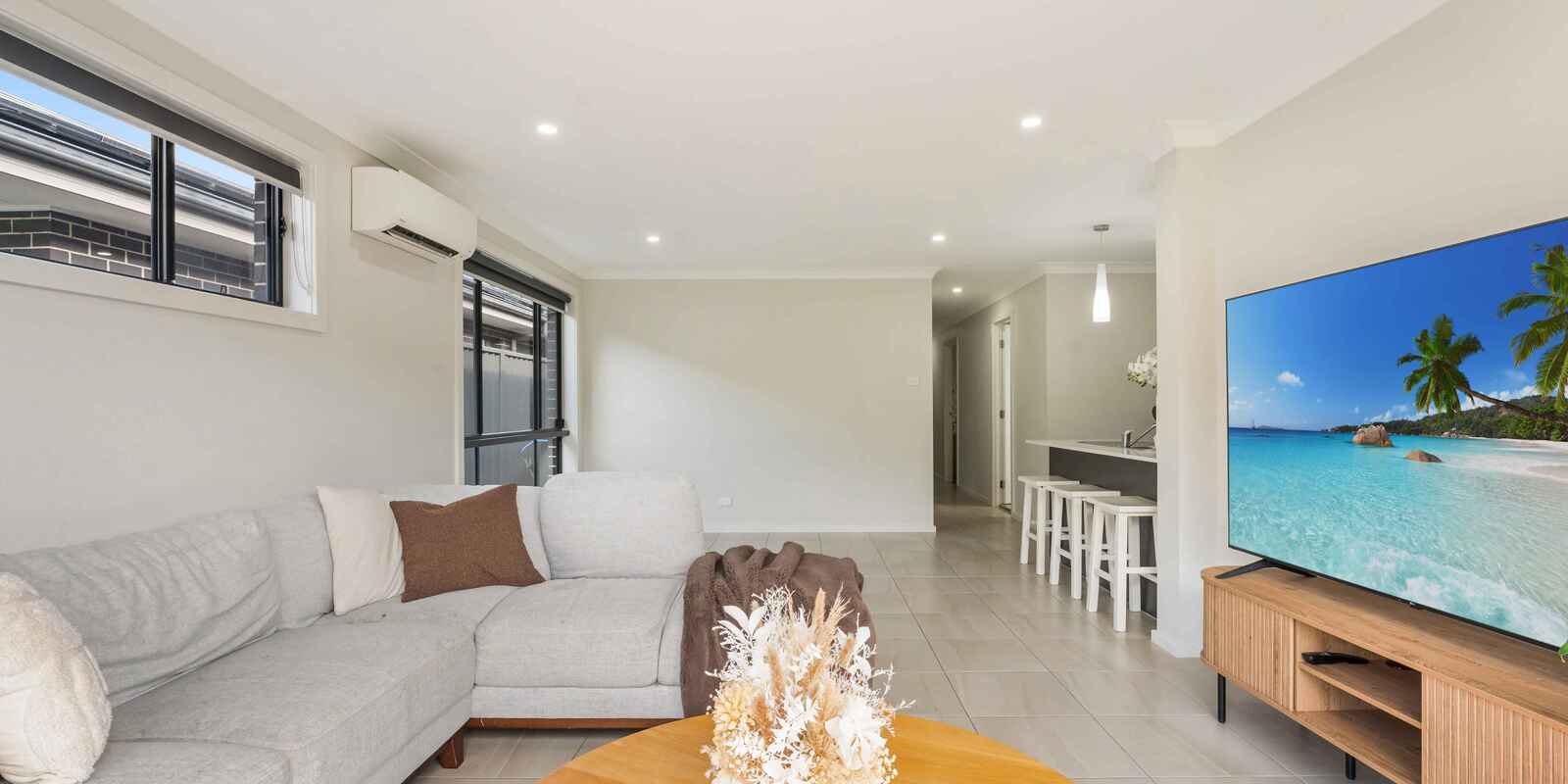 16 Cortina Avenue Austral 16 Cortina Avenue Austral