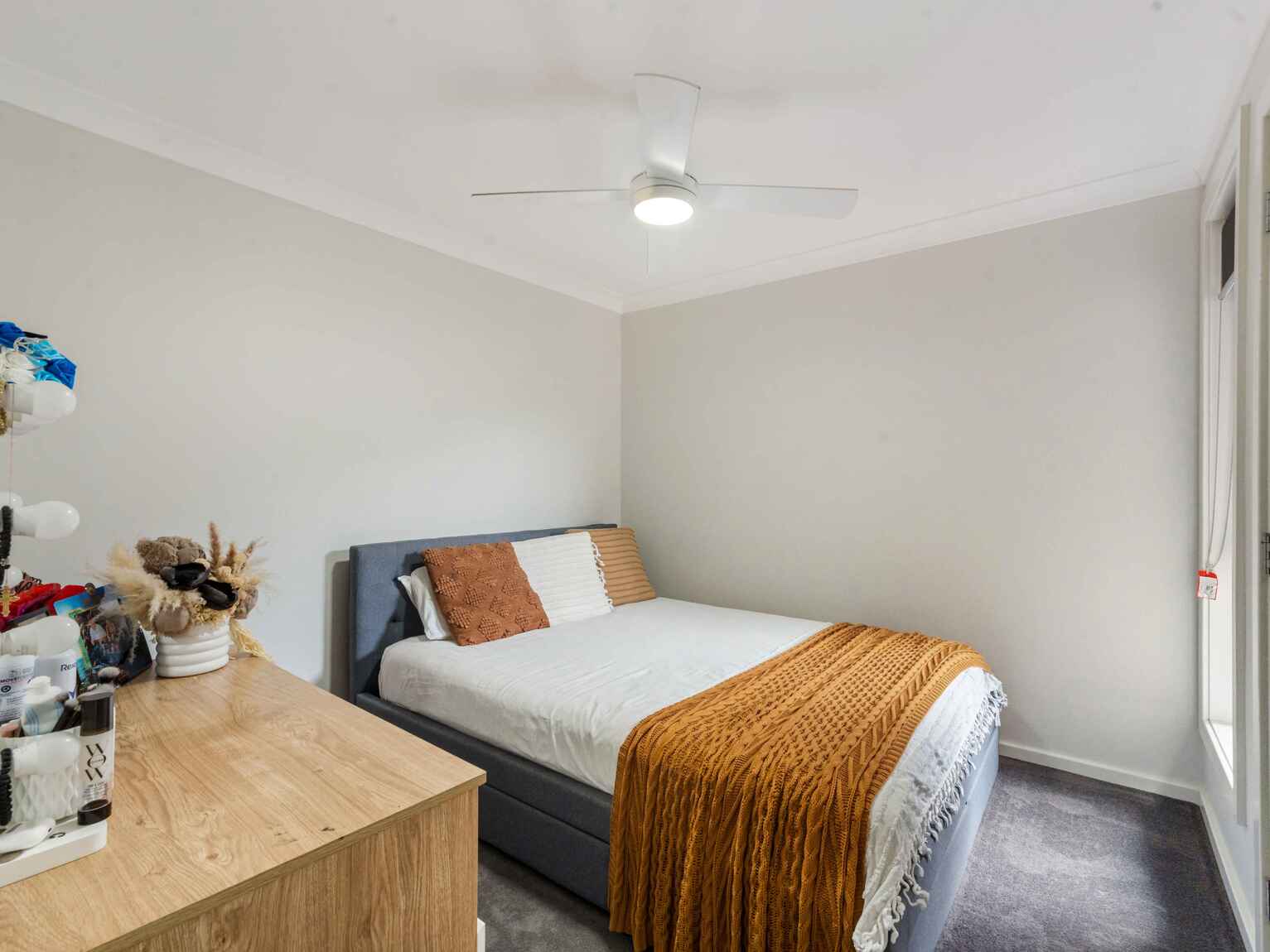 16 Cortina Avenue Austral 16 Cortina Avenue Austral