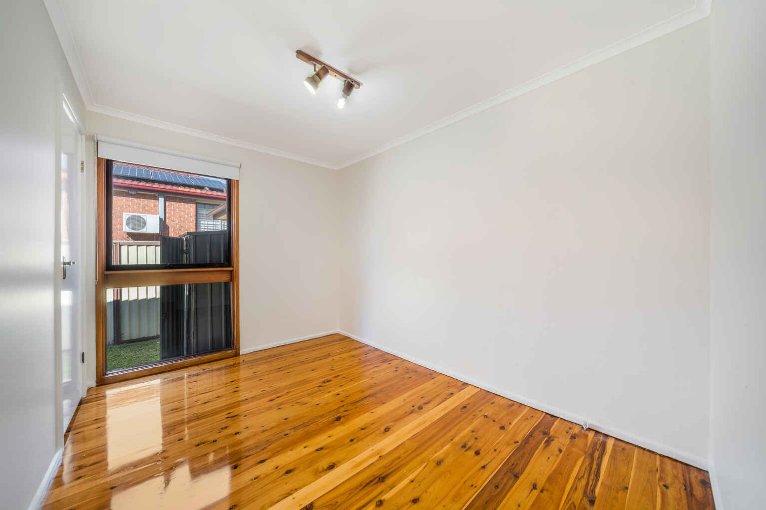 88 Brown Road Bonnyrigg