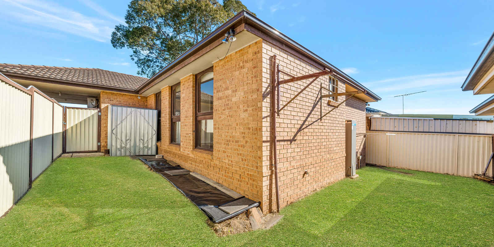 88 Brown Road Bonnyrigg