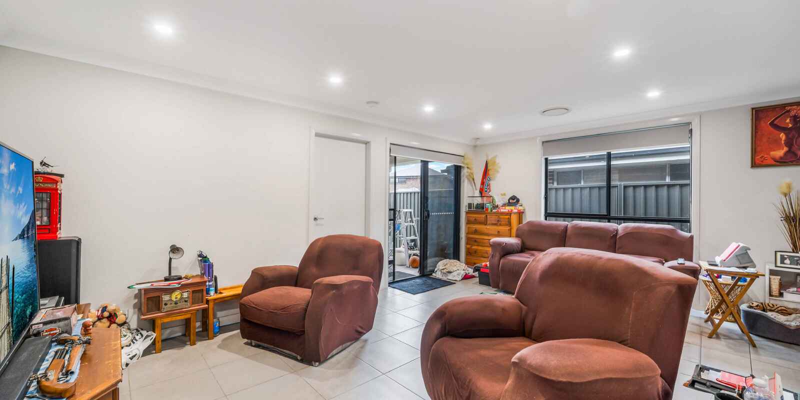 51 Coral Flame Circuit Gregory Hills