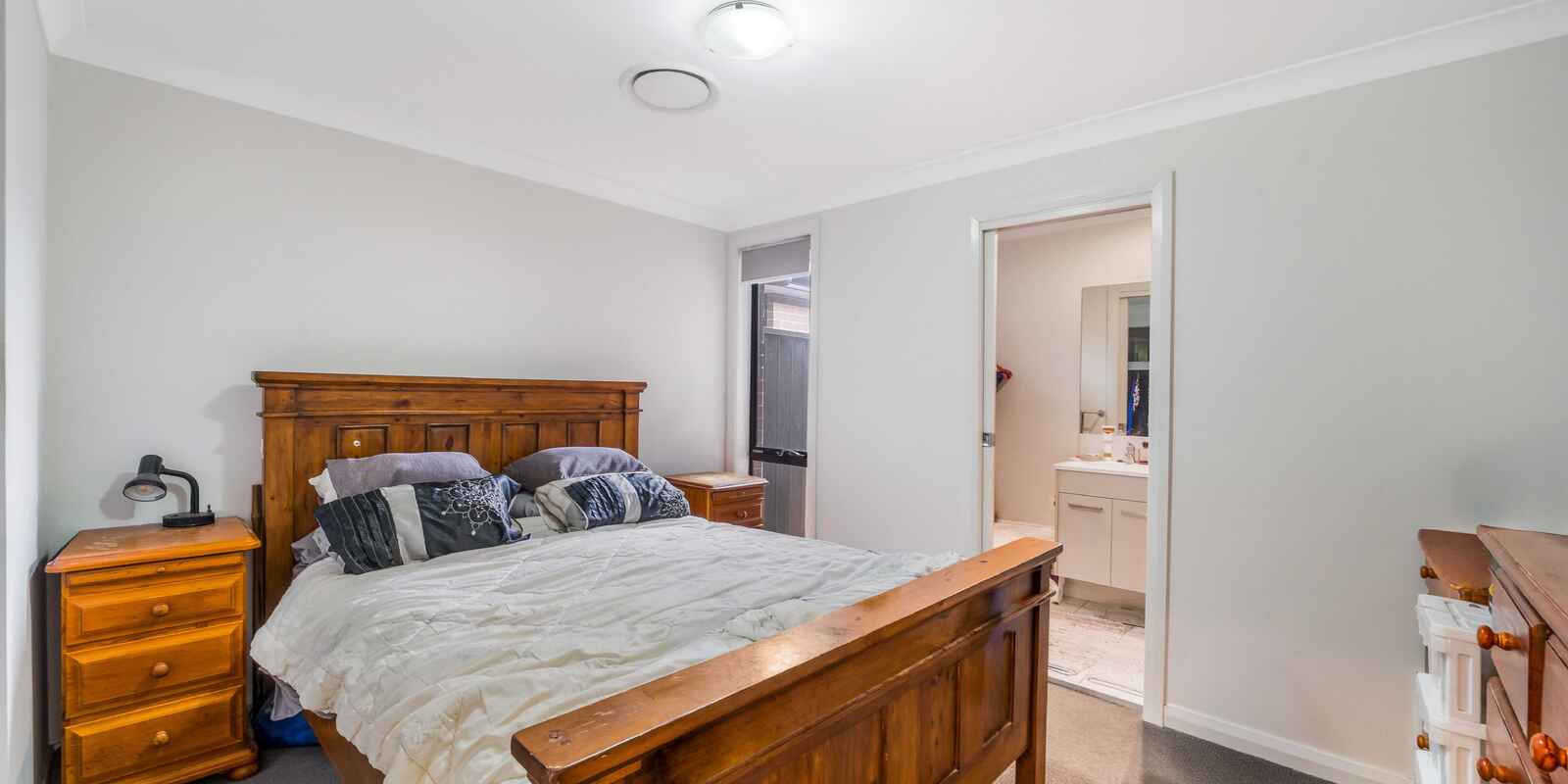 51 Coral Flame Circuit Gregory Hills