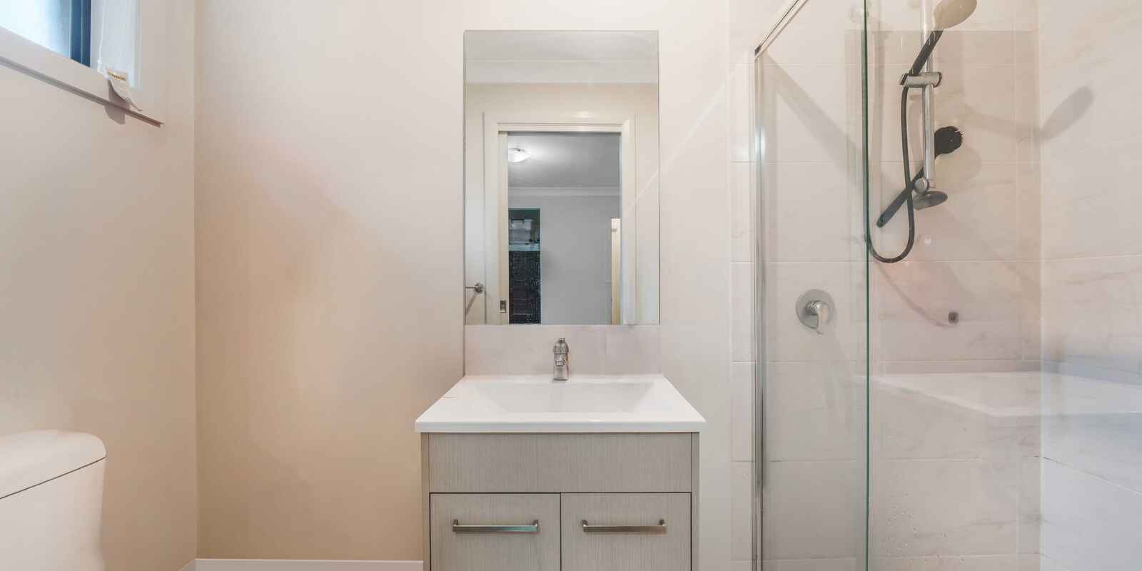 51 Coral Flame Circuit Gregory Hills