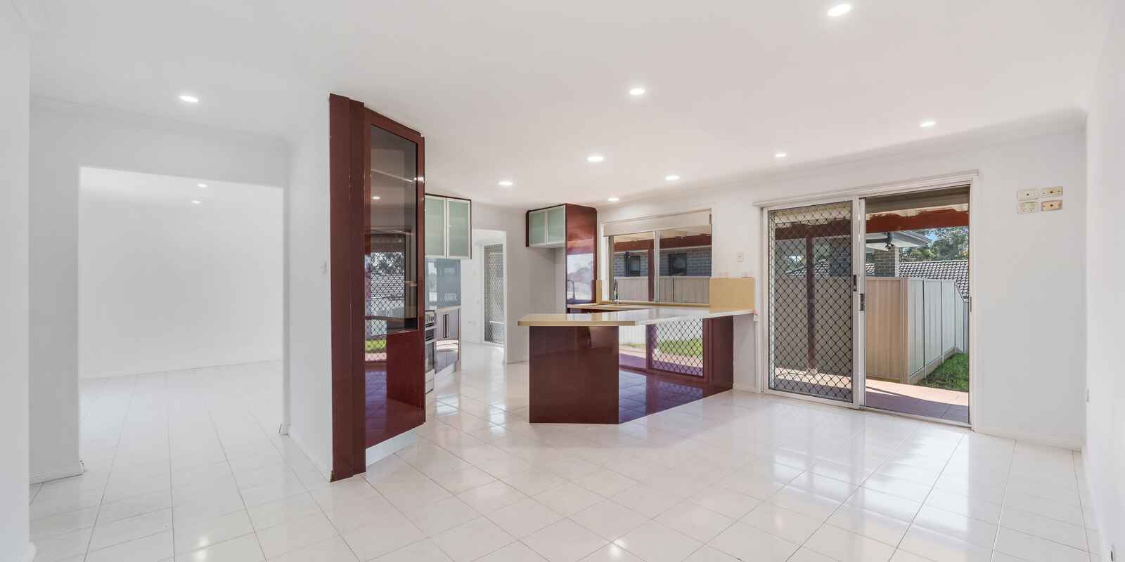 9 Grebe Place Hinchinbrook