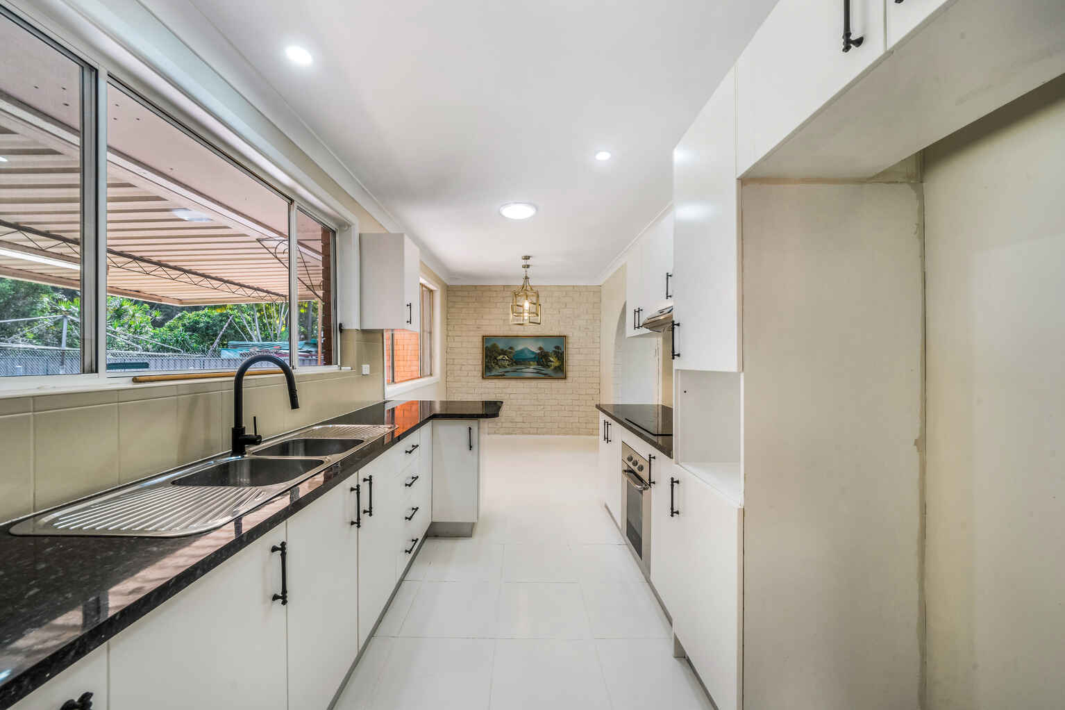 15 Bird Avenue Lurnea
